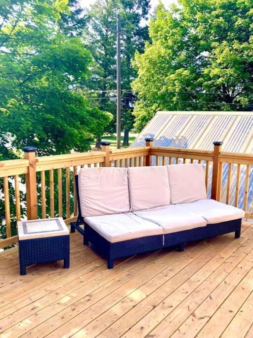 Victorian Guest Getaway-20Mins To Glacier National Park-10Mins To Airport! Columbia Falls Εξωτερικό φωτογραφία